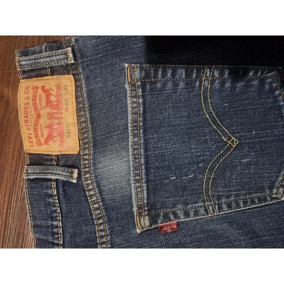 Levis 541 Jeans Mens Blue Medium Wash Athletic Straight Leg Denim Fits 42x29 - Picture 4 of 8